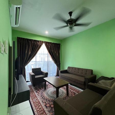 קוצ'ינג Faiz Homestay מראה חיצוני תמונה