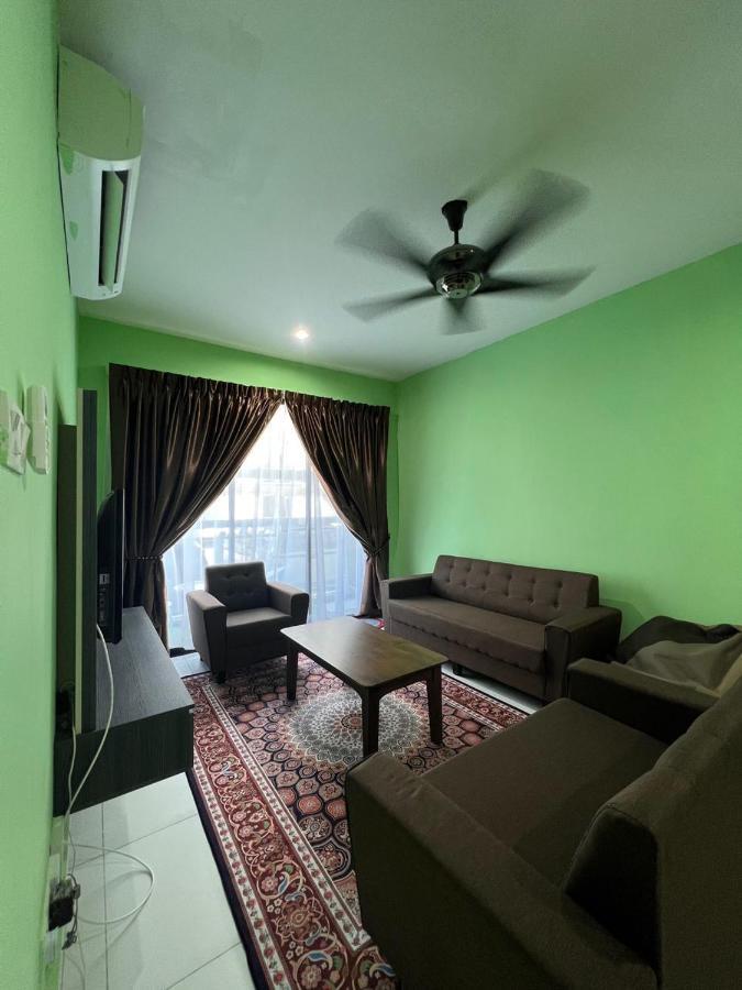 קוצ'ינג Faiz Homestay מראה חיצוני תמונה